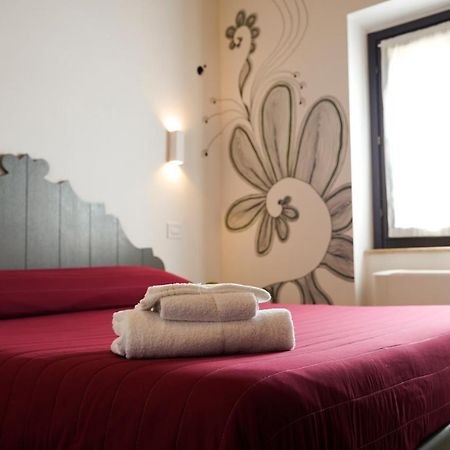 Moretti Village - B&B Civitanova Marche Exterior foto