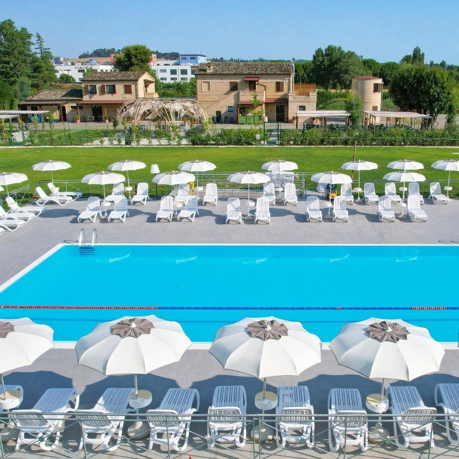 Moretti Village - B&B Civitanova Marche Exterior foto